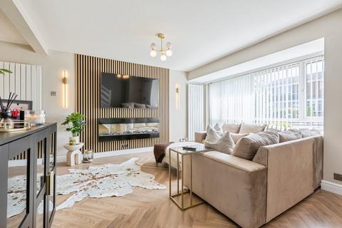 3 bedroom semi-detached house for sale, Farn Court, Newcastle Upon Tyne, NE3