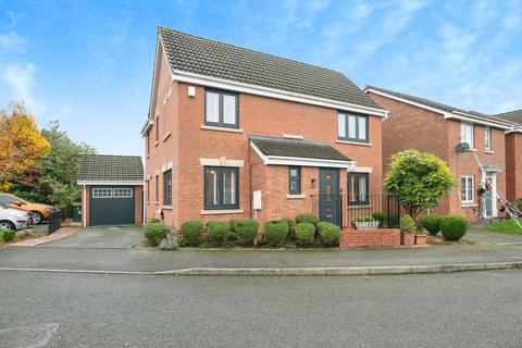 4 bedroom detached house for sale, Tinsley Avenue, Cradley Heath, B64
