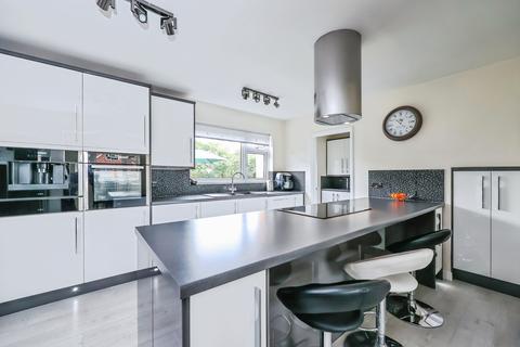 4 bedroom detached house for sale, Leyland Close, Nottingham, NG9