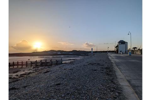 undefined, Beach Road, Littlehampton, BN17