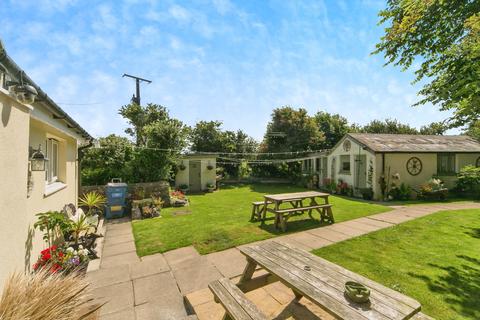 undefined, Llanynghenedl, Holyhead, LL65