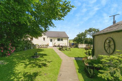 undefined, Llanynghenedl, Holyhead, LL65