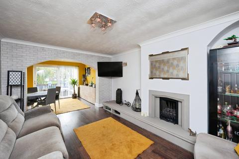 3 bedroom semi-detached bungalow for sale, Lake Farm Road, Mansfield, NG21