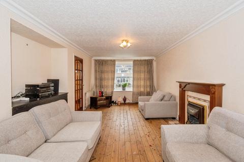 undefined, Livingstone Close, Bradford, BD2
