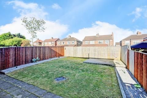 4 bedroom semi-detached house for sale, Ridsdale Close, Wallsend, NE28