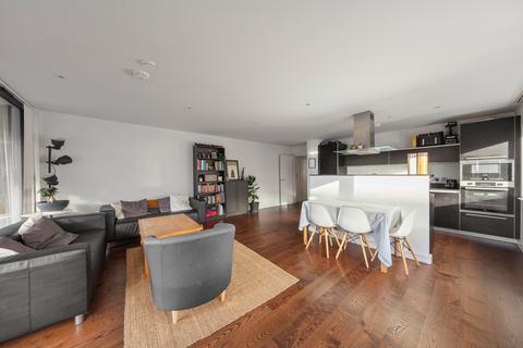 3 bedroom apartment for sale, 4 Lambarde Square London SE10