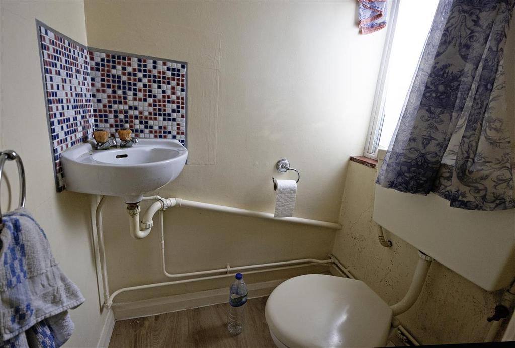Ground Floor WC