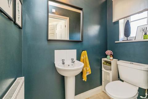 3 bedroom semi-detached house for sale, Lime Crescent, North Greetwell, Lincoln, LN2