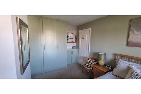 3 bedroom end of terrace house for sale, Chanctonbury Road, Rustington, BN16