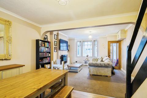 2 bedroom terraced house for sale, Minerva Avenue, Dover, CT16