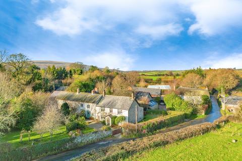 5 bedroom semi-detached house for sale, Okehampton, Okehampton, EX20
