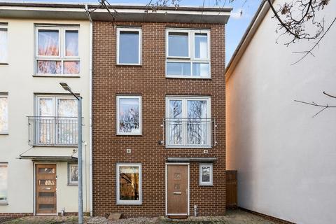 Marsden Gardens, Dartford, DA1