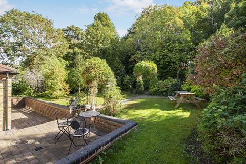 4 bedroom detached house for sale, Dornton Road, South Croydon, CR2