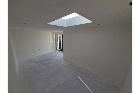 undefined, Ash Close, Grantham, NG32