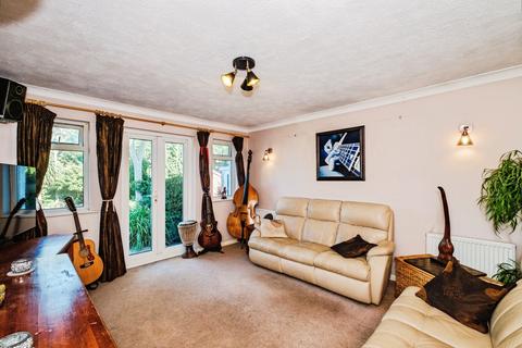 3 bedroom detached bungalow for sale, Strathmore Road, Worthing, BN13