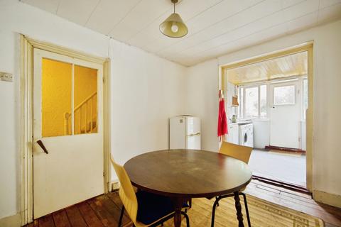 5 bedroom terraced house for sale, Tomlins Grove, London, E3