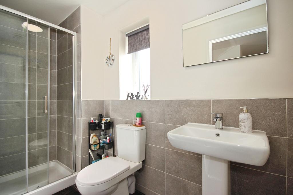 Master En-suite