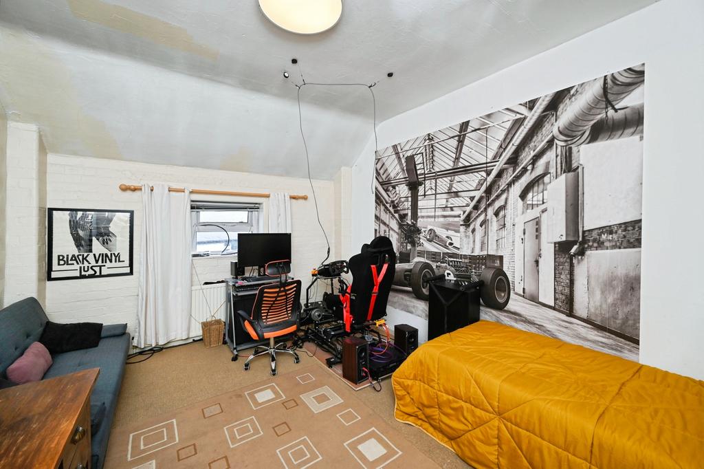 Bedroom Three/Study