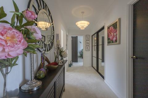 2 bedroom apartment for sale, Compton Place Road, Eastbourne, BN21