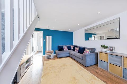 3 bedroom detached house for sale, Gardiner Court, Blue Bridge, Milton Keynes, MK13