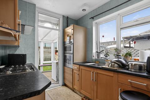2 bedroom detached bungalow for sale, St. Michaels Road, Welling, DA16