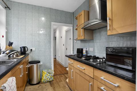 2 bedroom detached bungalow for sale, St. Michaels Road, Welling, DA16