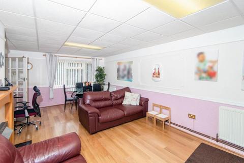 undefined, Kennelwood Crescent, Croydon, CR0