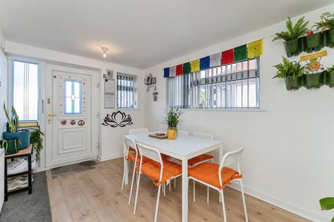 undefined, Rhyl Coast Road, Rhyl, LL18