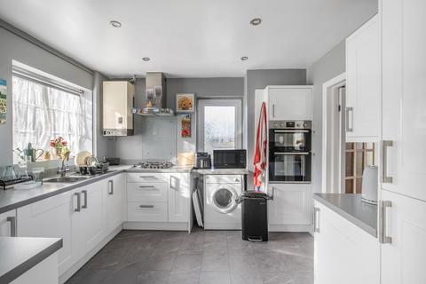 Fernhurst Crescent, Brighton, BN1