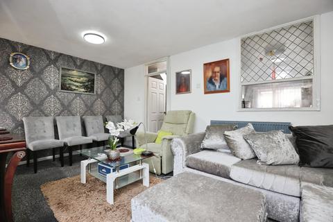 3 bedroom terraced house for sale, Campion Close, Cheylesmore, Coventry, CV3