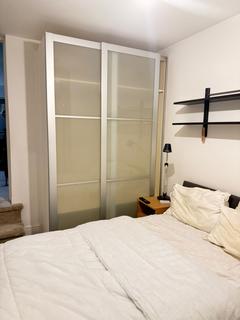 undefined, Woodford Road, Watford WD17