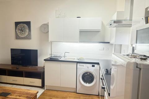 undefined, Woodford Road, Watford WD17