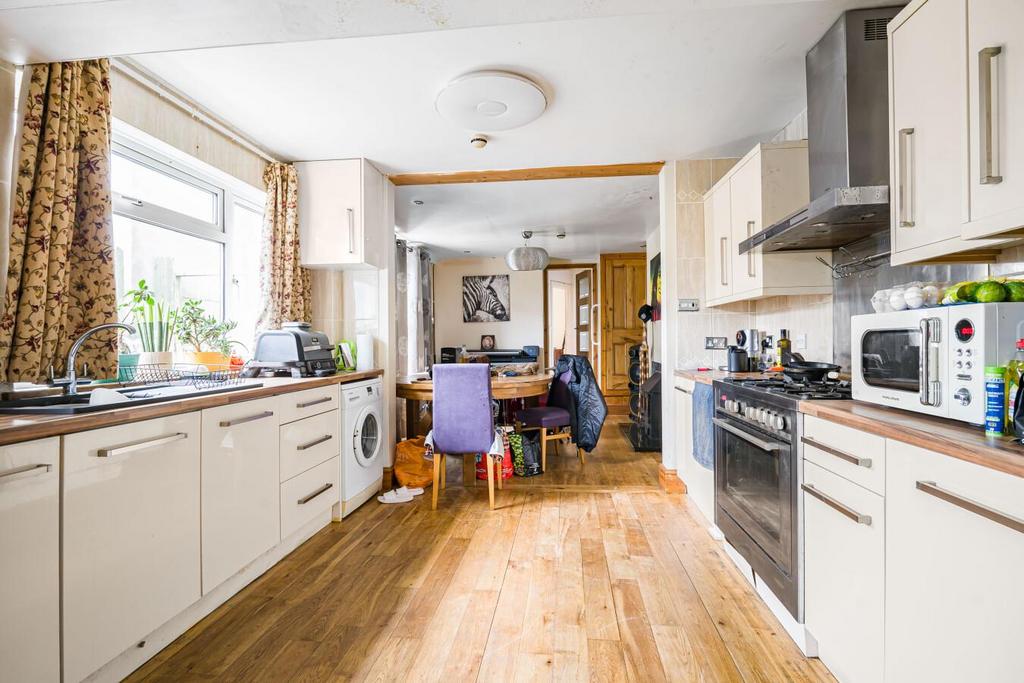 Ground Floor Flat 3a (Rear)