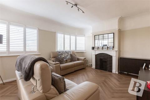 3 bedroom apartment for sale, Corbets Tey Road, Upminster, RM14
