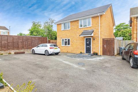4 bedroom detached house for sale, Queens Crescent, Clapham, Bedford, MK41