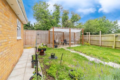 4 bedroom detached house for sale, Queens Crescent, Clapham, Bedford, MK41