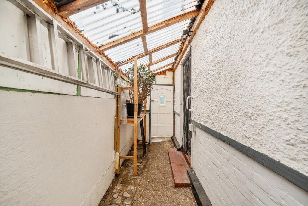 Side Passage