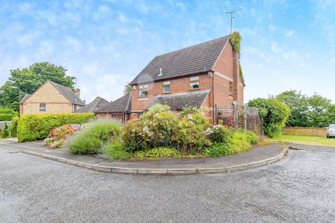 Chipperfield Close, New Bradwell, Milton Keynes, MK13