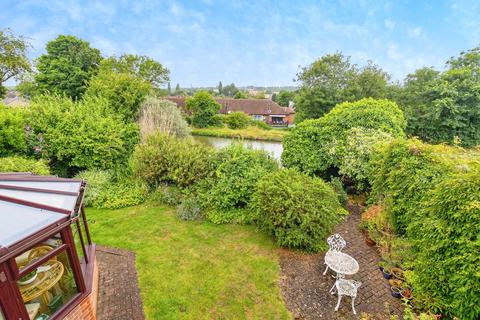 4 bedroom detached house for sale, Chipperfield Close, New Bradwell, Milton Keynes, MK13