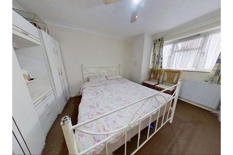 undefined, Kent Street, London, E13