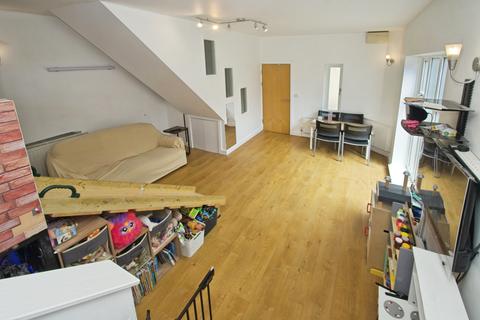 2 bedroom end of terrace house for sale, Stow Hill, Newport, NP20