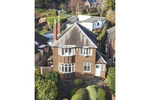 3 bedroom detached house for sale, Bustleholme Avenue, West Bromwich, B71