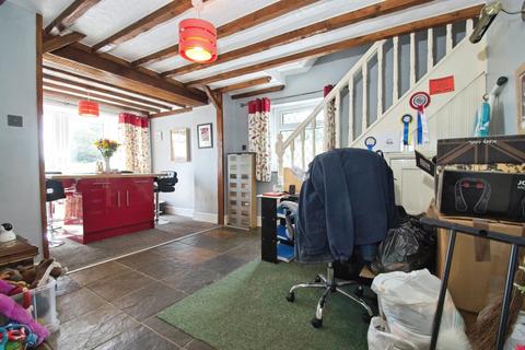 3 bedroom end of terrace house for sale, Kears Row, Pontypool, NP4