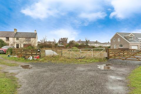 undefined, MALLTREATH, BODORGAN, LL62