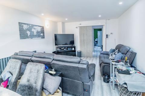 3 bedroom end of terrace house for sale, Gilders Mews, Milton Keynes, MK14