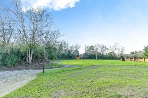 3 bedroom end of terrace house for sale, Gilders Mews, Milton Keynes, MK14