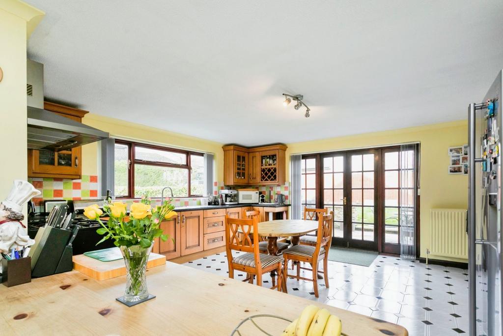 Kitchen/Breakfast