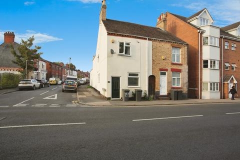 Queens Road, Nuneaton, CV11