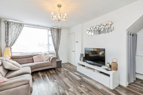 2 bedroom terraced house for sale, The Spires, Rochester, ME2
