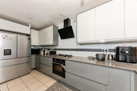 5 bedroom detached house for sale, Henderson Avenue, Scunthorpe, DN15
